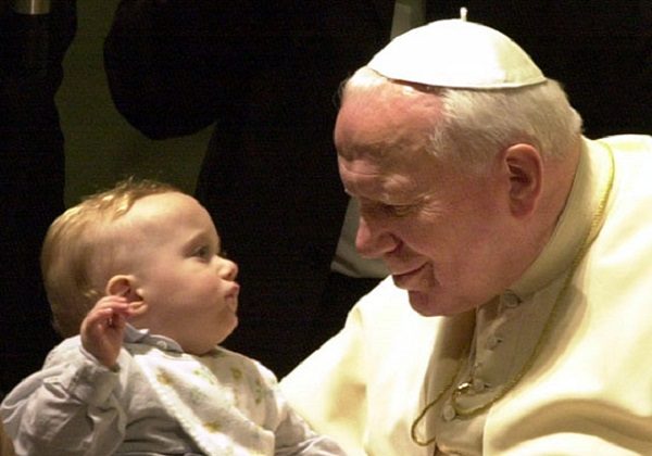 Ivan Pavao II. i dijete