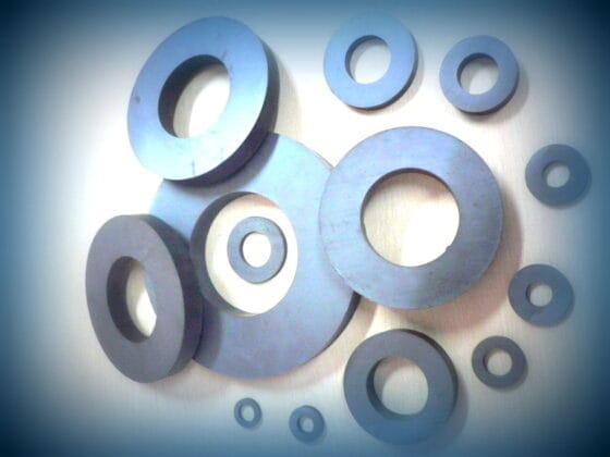 Magnet