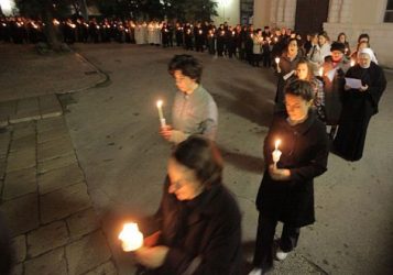 Nekadašnji blagoslov svijeća i ophod na Svijećnicu