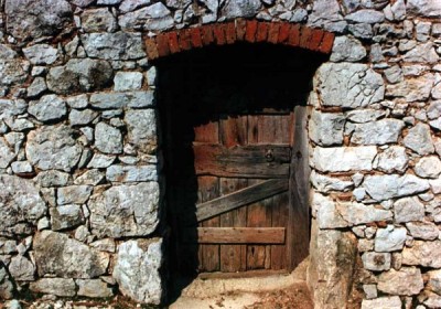 Mala vrata