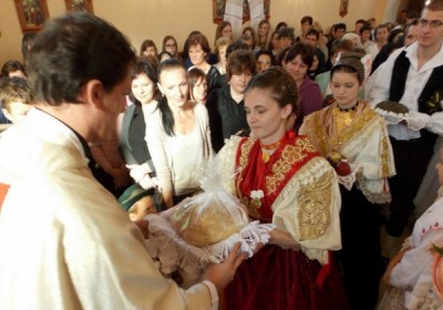 Procesija s darovima