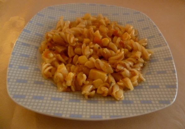 Tjestenina u umaku od povrća i sira