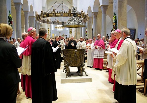 Communicatio in sacris