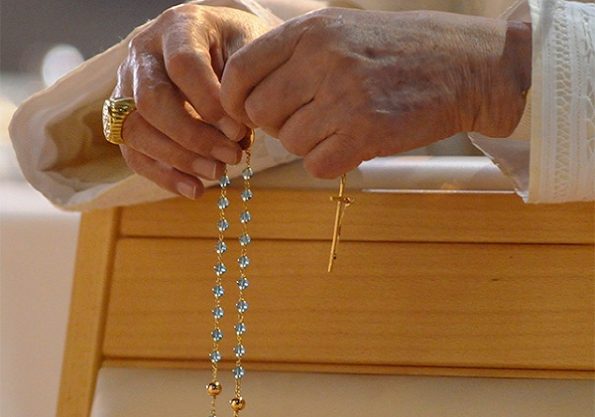 U obranu privatne i izvanliturgijske molitve
