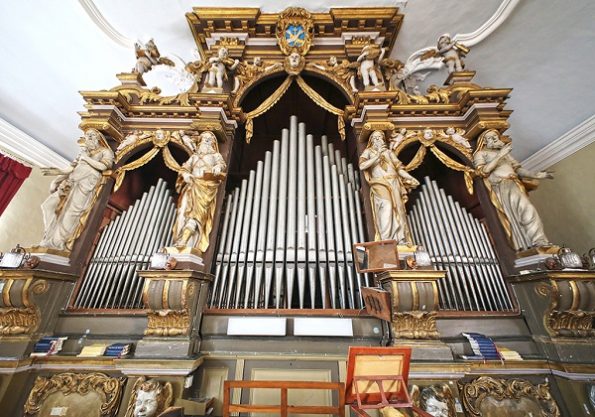 (Ne)odgovornost odgovornih za liturgijske službe u Crkvi