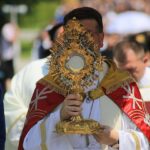 Iz riznice đakovačkih obrednika: Ophod (procesija) na Tijelovo